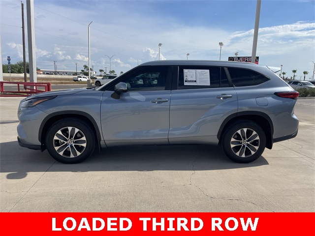 2023 Toyota Highlander Limited photo 2