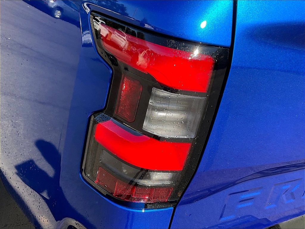 2025 Nissan Frontier SV photo 31