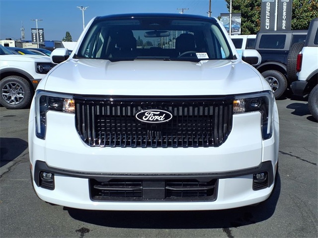 2025 Ford Maverick photo 2