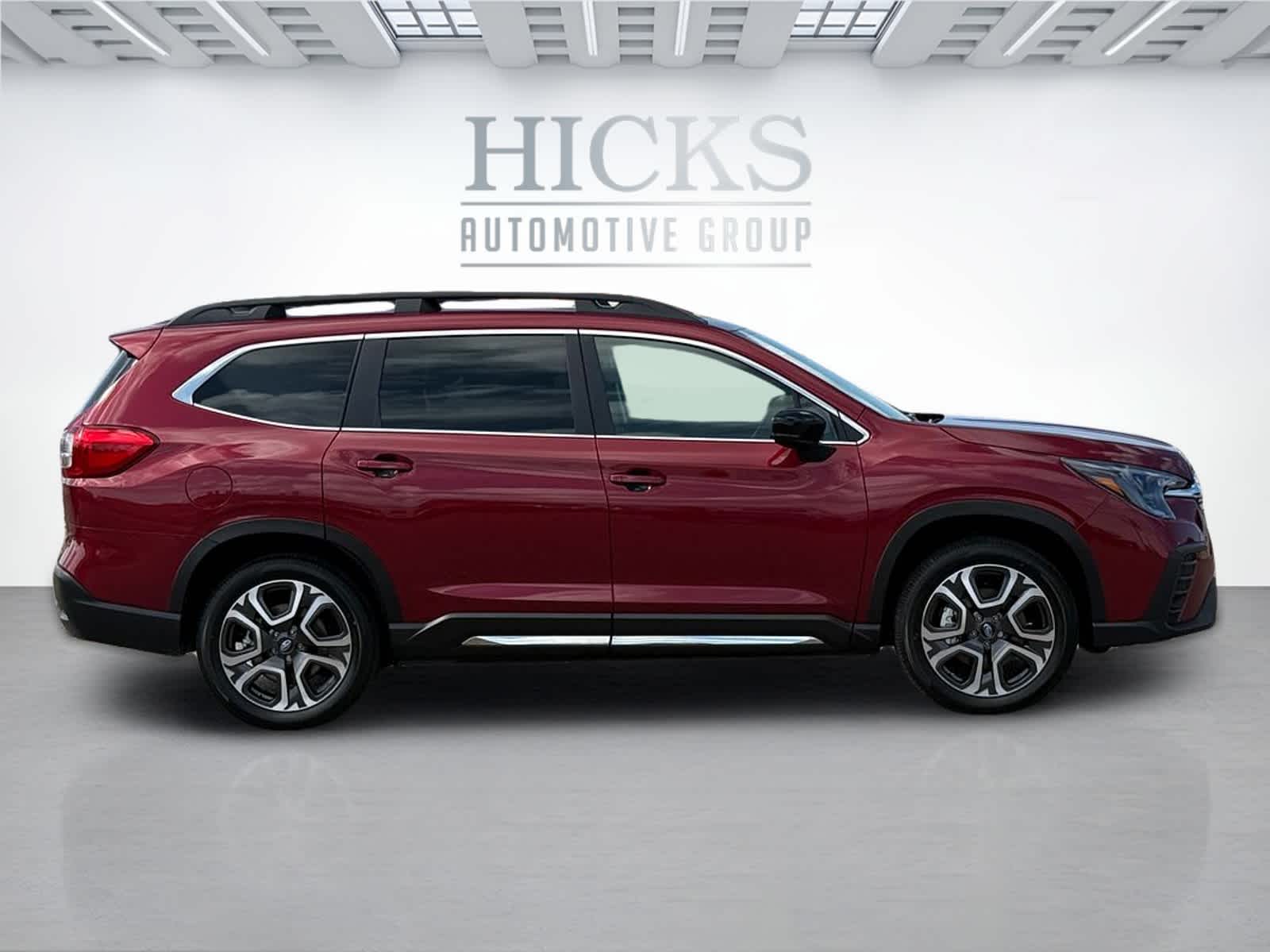 2025 Subaru Ascent Limited photo 4