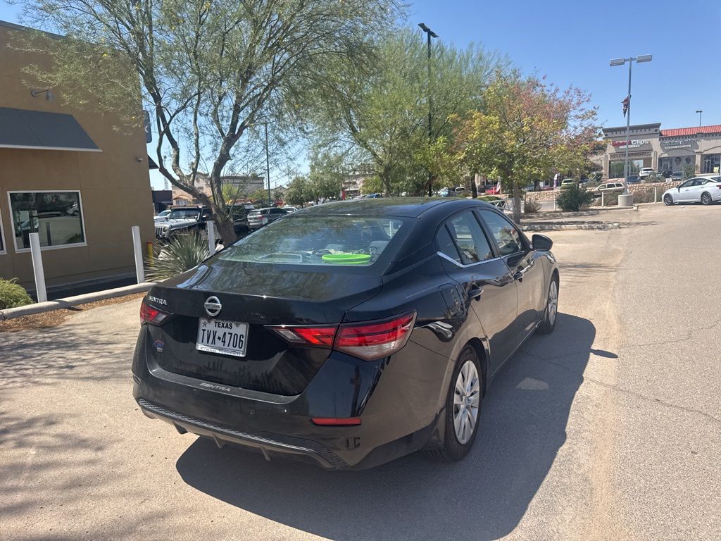 2021 Nissan Sentra S photo 9