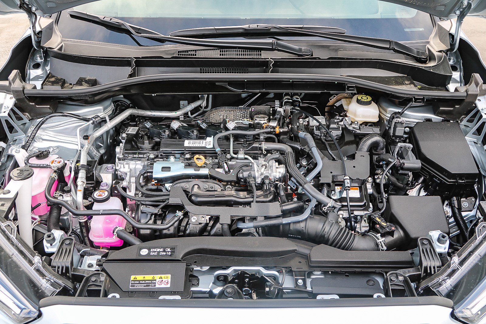 2025 Toyota Corolla Hybrid S photo 10