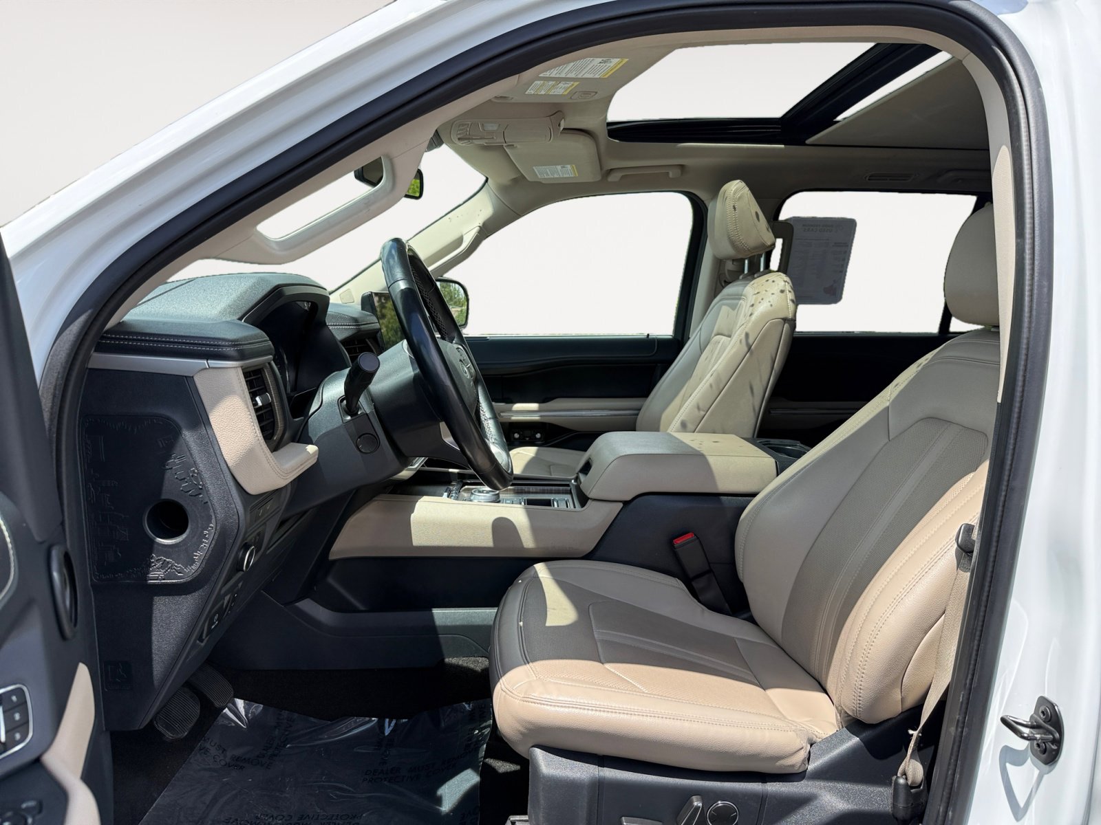 2022 Ford Expedition MAX Limited photo 10