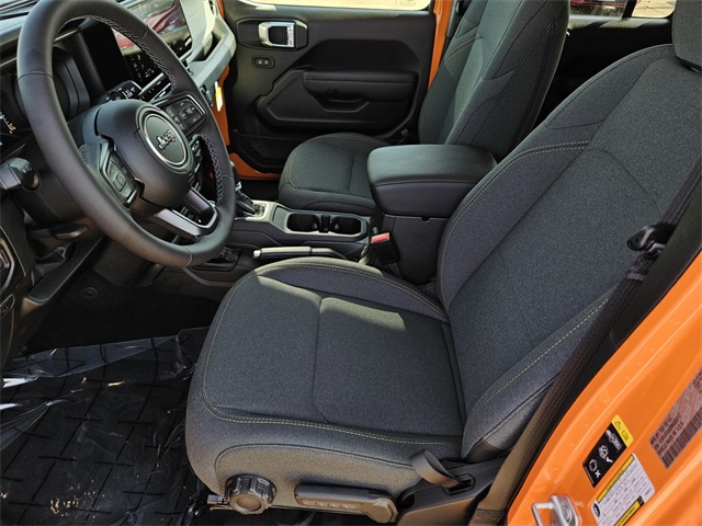 2025 Jeep Wrangler Sport S photo 4
