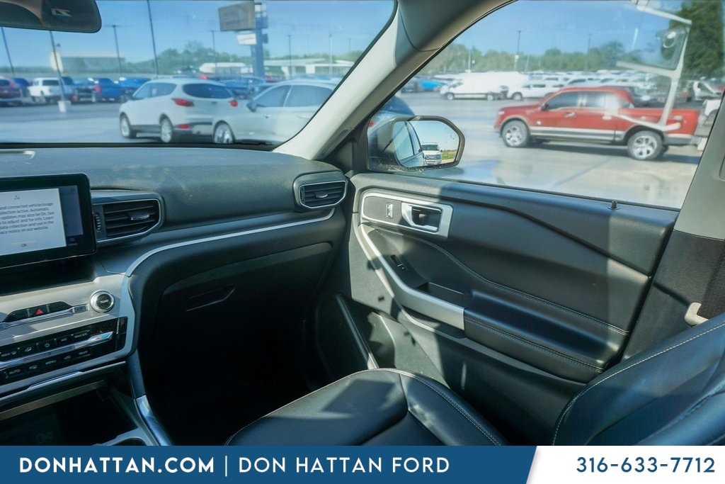 2022 Ford Explorer XLT photo 15