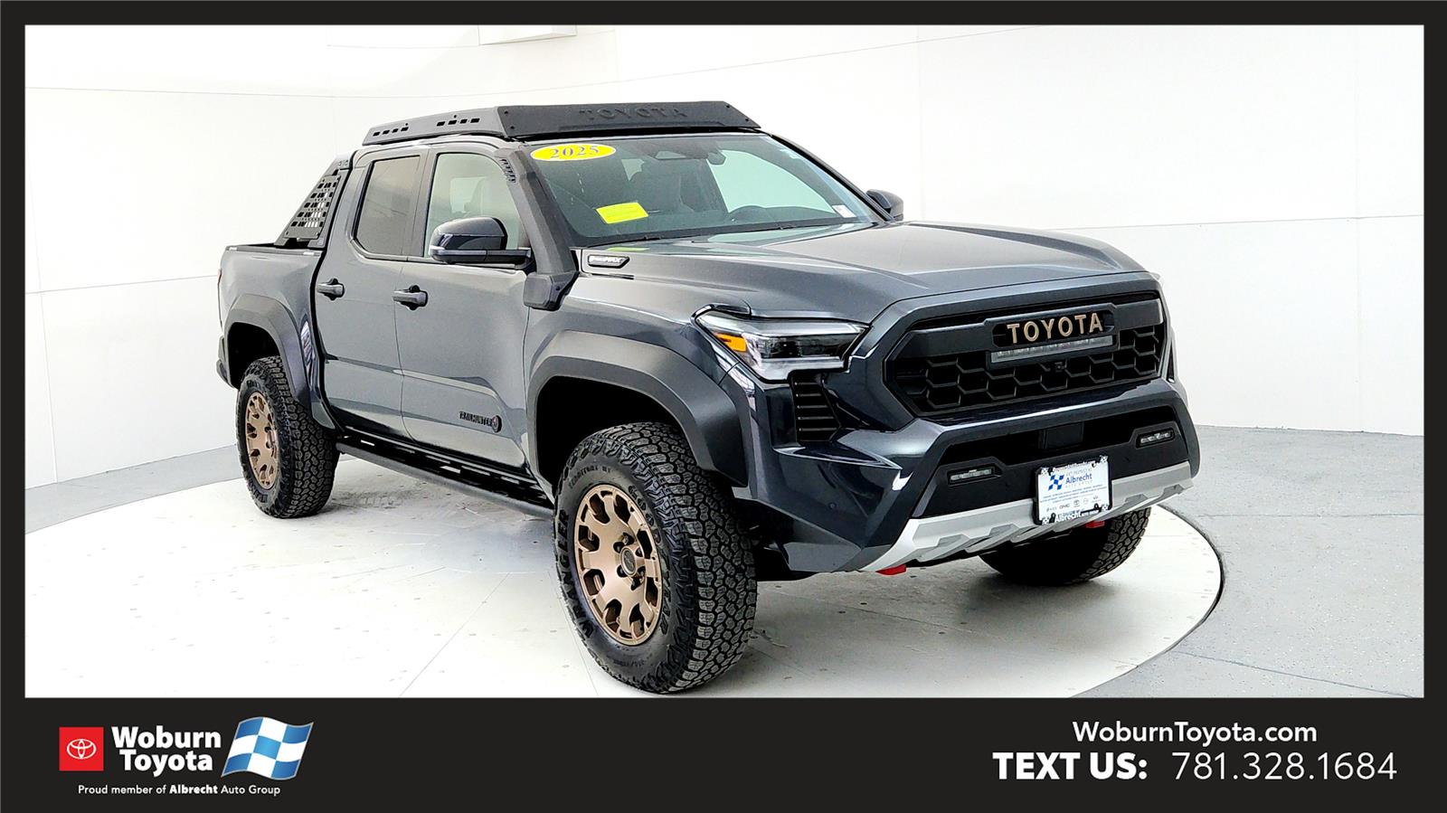 2025 Toyota Tacoma Trailhunter's photo