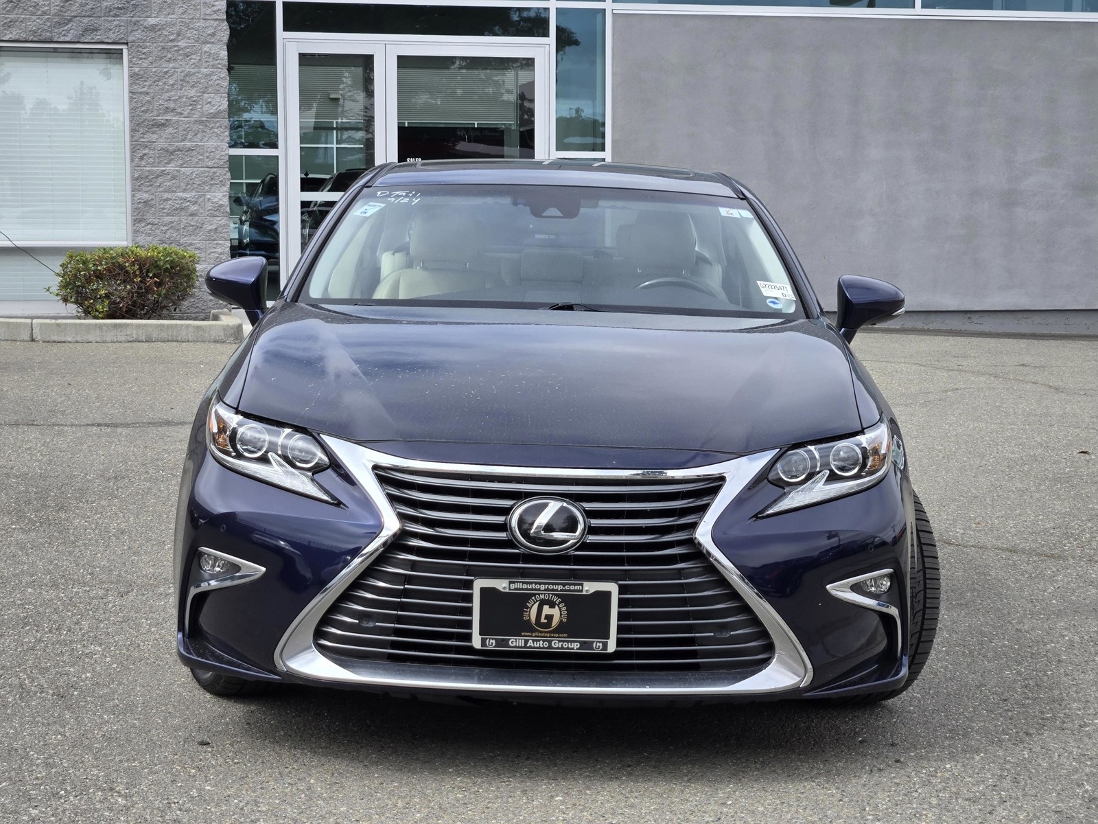 2016 Lexus ES 350 photo 2
