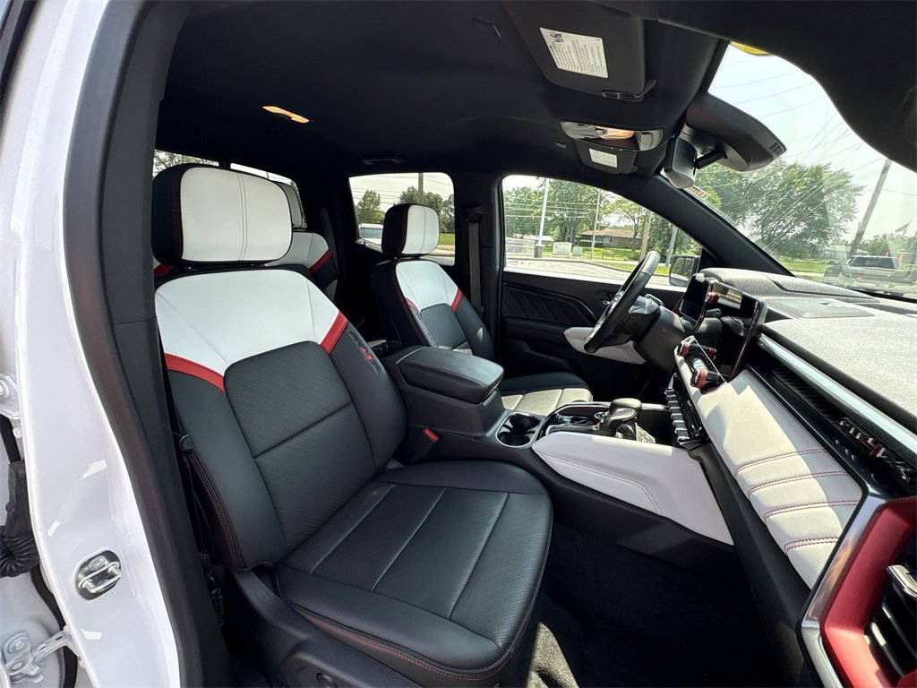 2023 Gmc Canyon AT4X photo 24