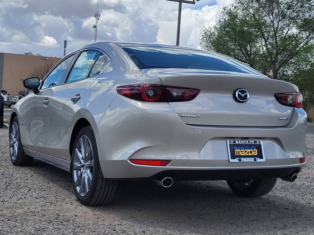 2025 Mazda Mazda3 Sedan 2.5 s Preferred photo 3