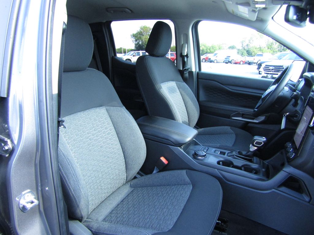 2025 Ford Ranger XLT photo 12