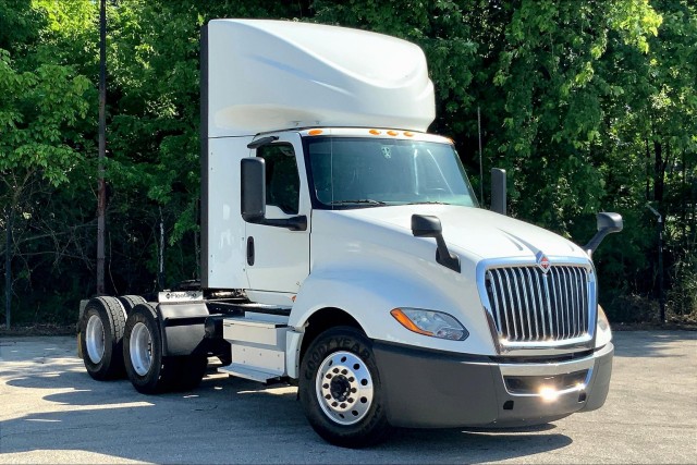 Pre-Owned 2020 International LT625 6x4 Day Cab