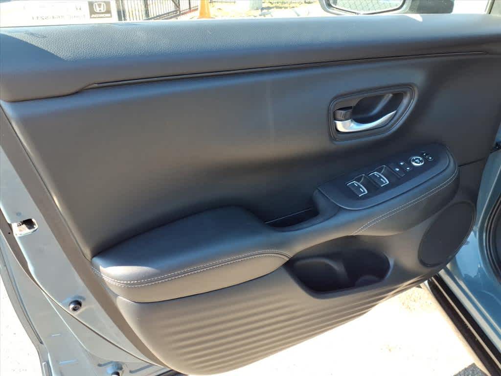 2025 Honda HR-V EX-L photo 9