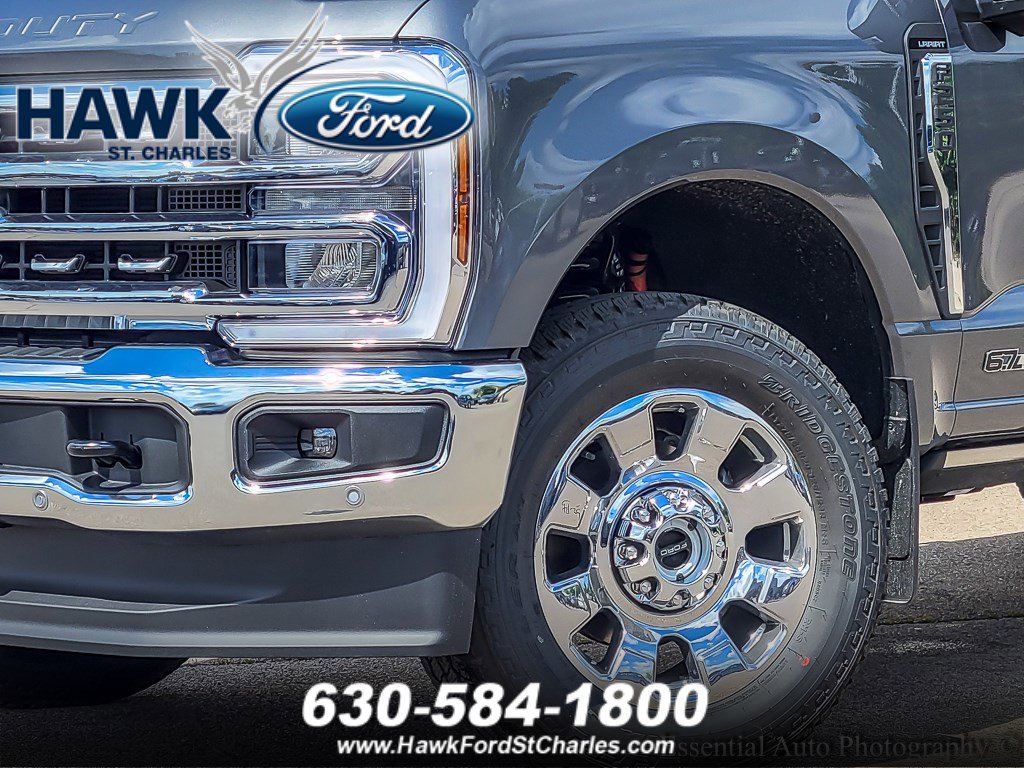 2025 FORD F-250 - Image 2