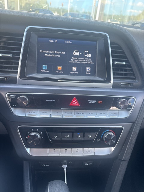 2019 Hyundai Sonata SE photo 4