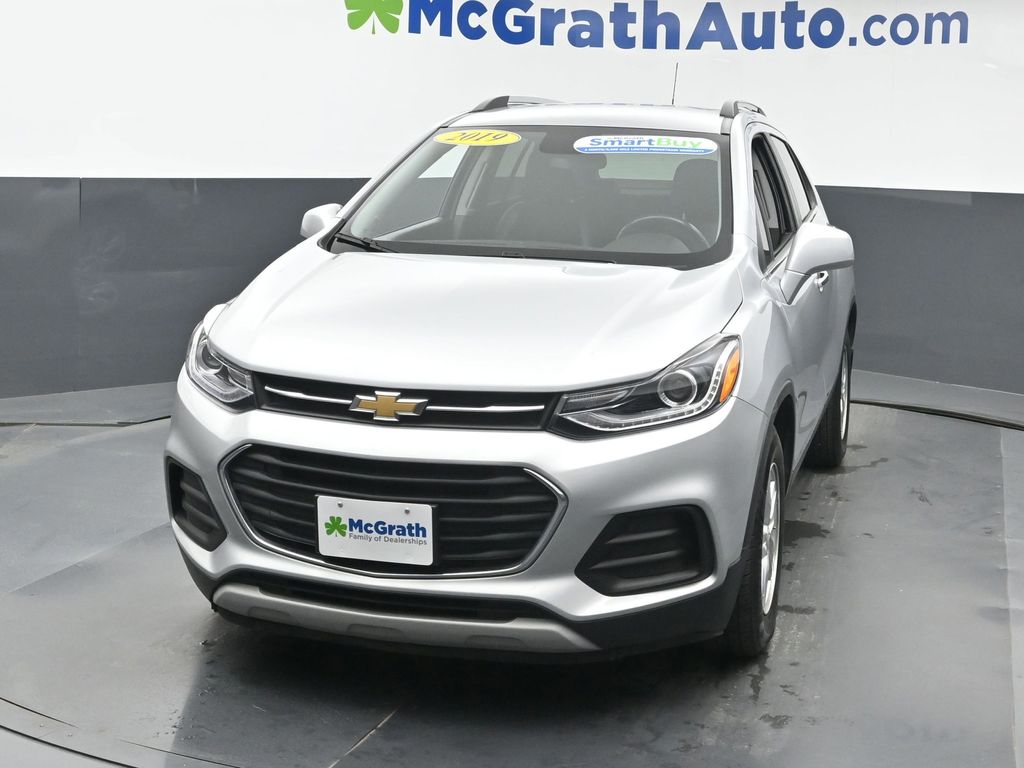 2019 Chevrolet Trax LT photo 3
