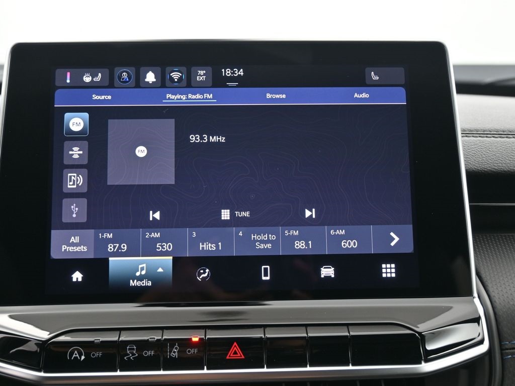 2026 Jeep Compass Latitude Altitude photo 4