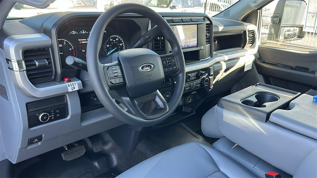 2024 Ford F-450 XL photo 4