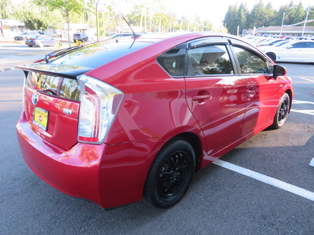 2015 Toyota Prius Four photo 5