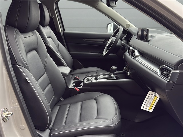 2025 Mazda CX-5 2.5 S Preferred photo 19