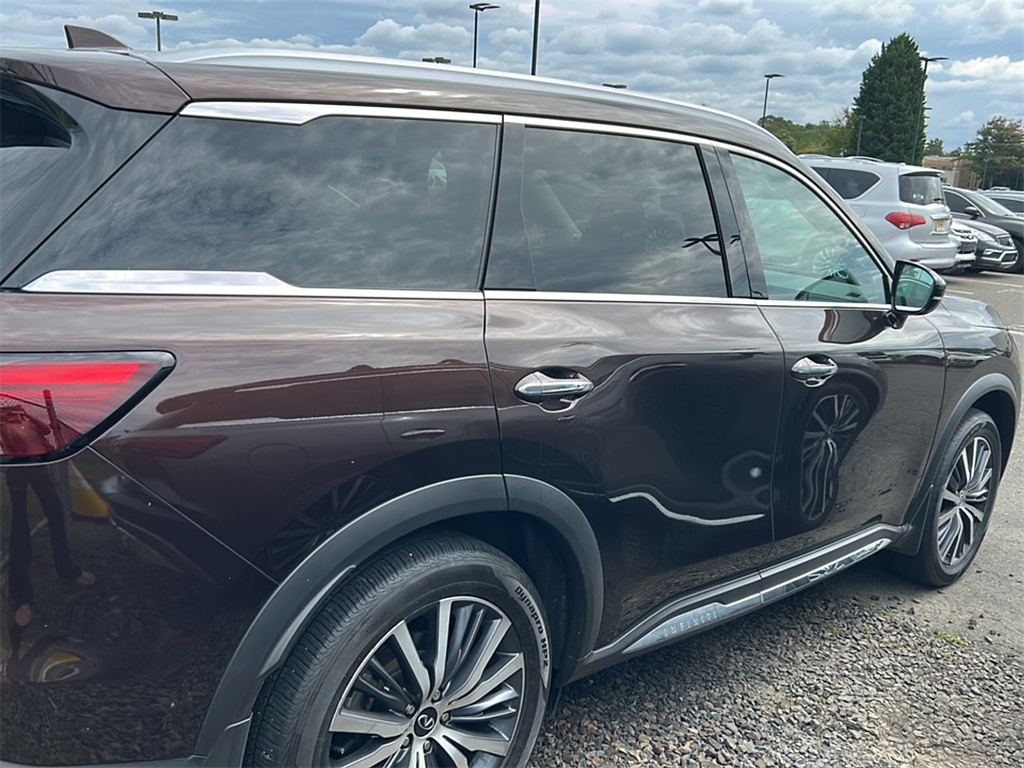 2022 Infiniti QX60 Sensory photo 2