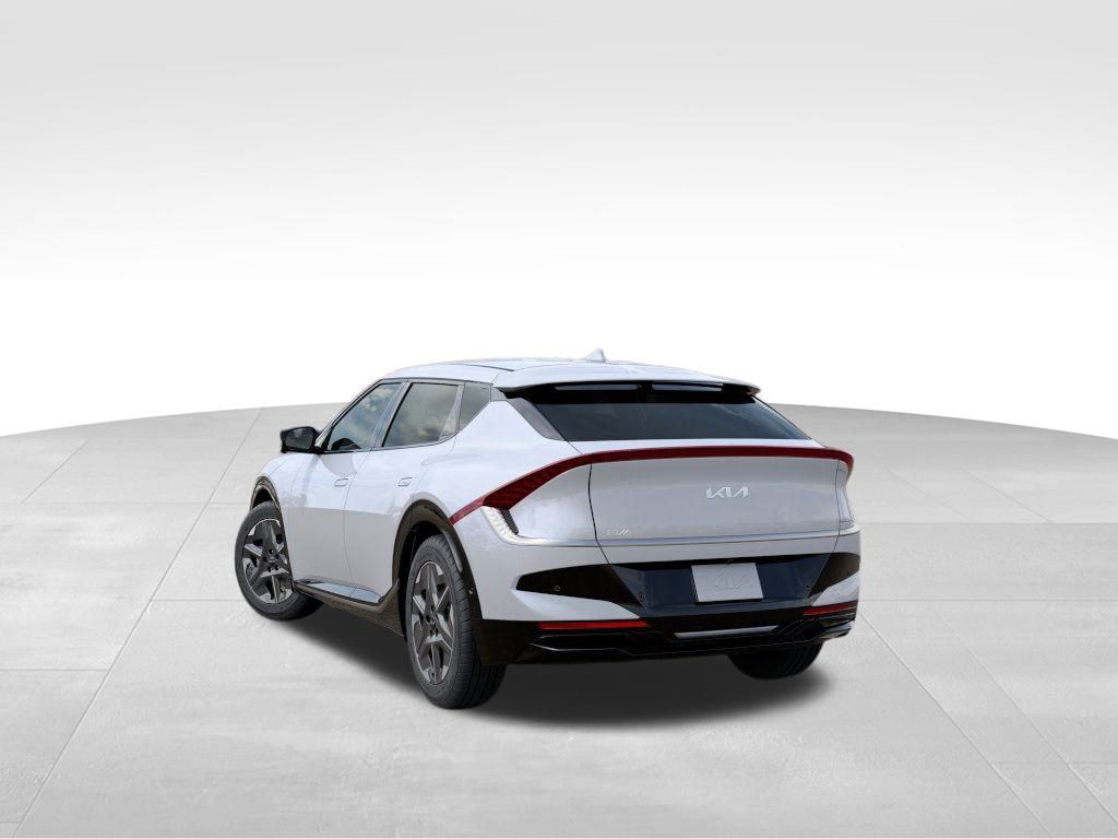 2025 Kia EV6 Light photo 4