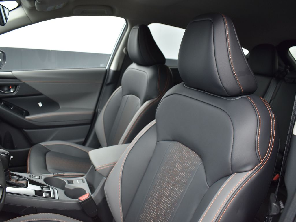 2025 Subaru Crosstrek Limited photo 9