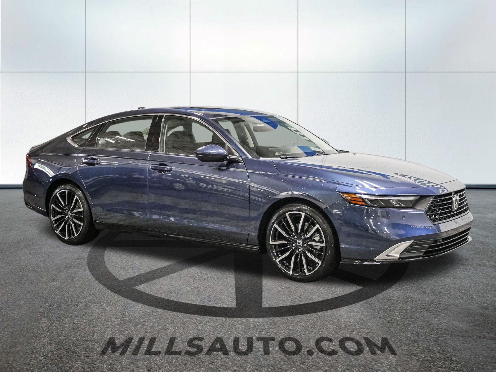 2025 Honda Accord Hybrid Touring photo 9