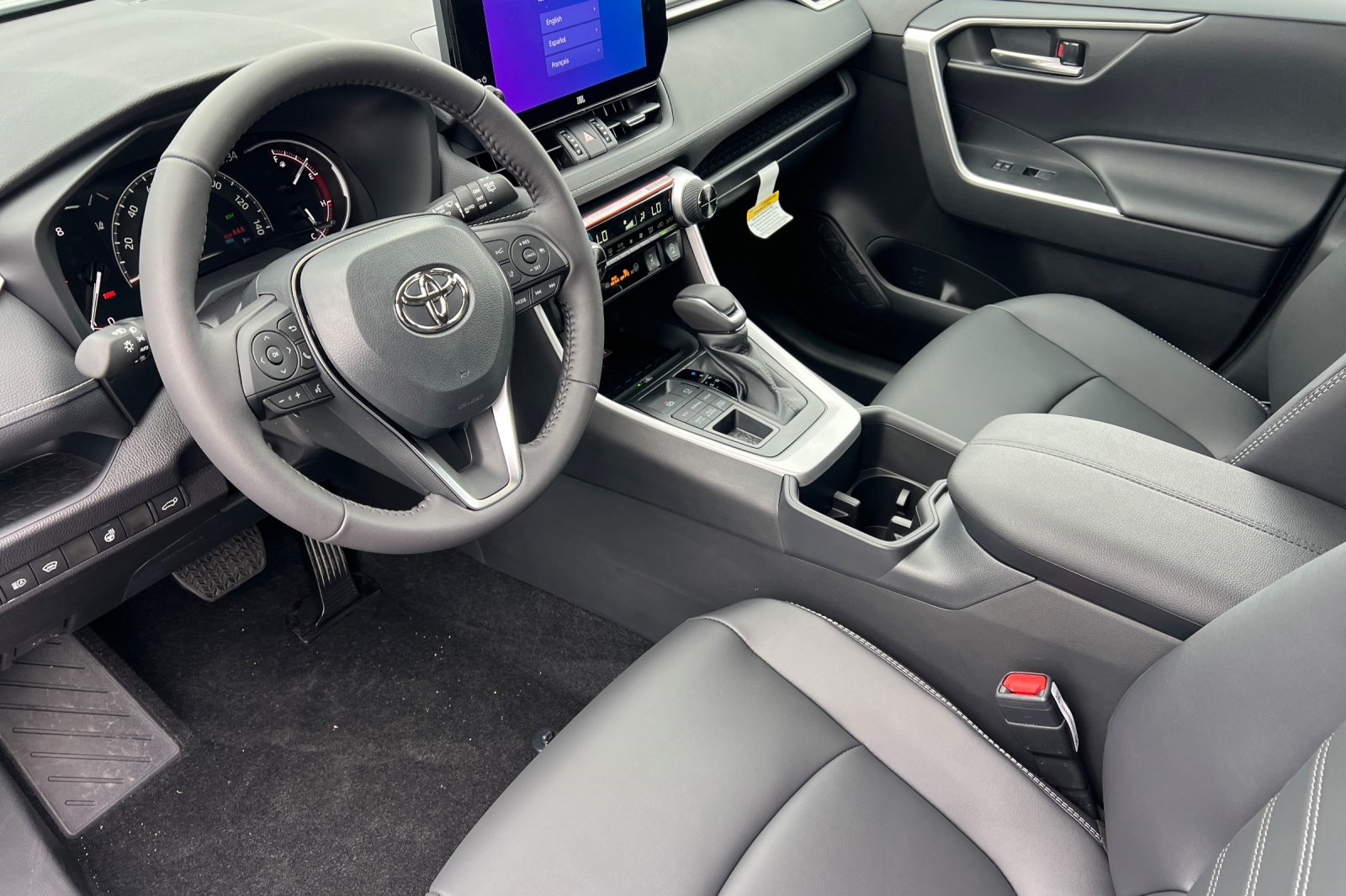 2025 Toyota RAV4 XLE Premium photo 10