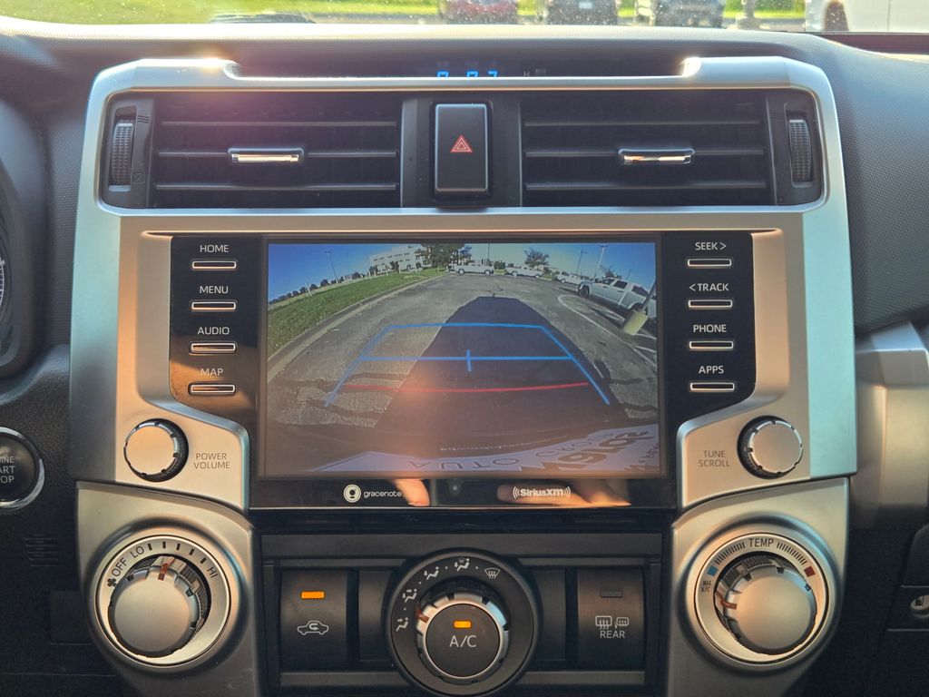 2021 Toyota 4Runner SR5 photo 19