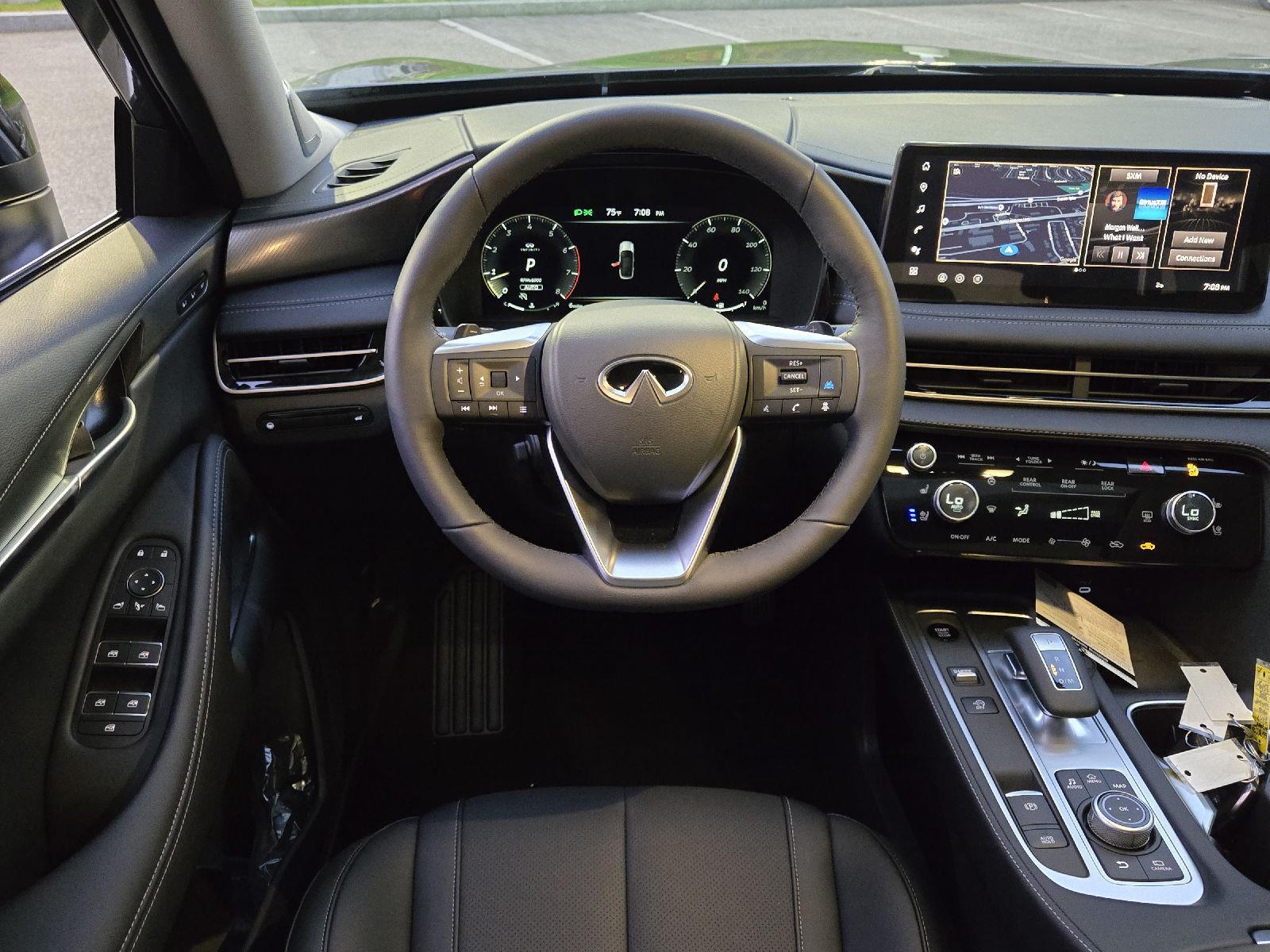 2026 Infiniti QX60 Luxe photo 10