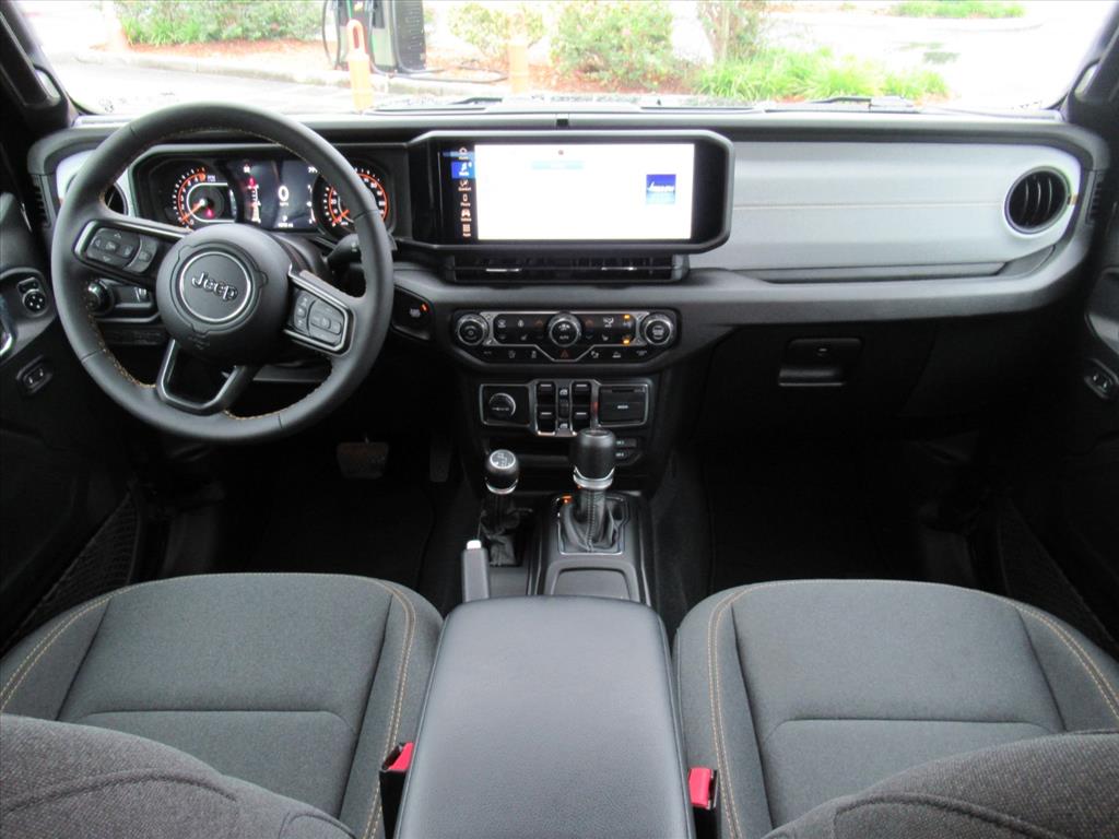 2024 Jeep Gladiator Sport S photo 13
