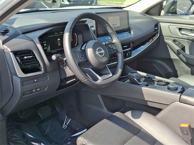 2024 Nissan Rogue SL photo 12