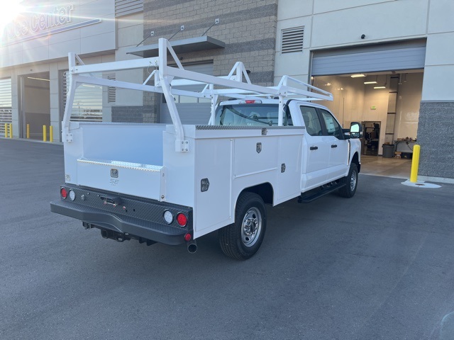 2026 Ford F-350 photo 12