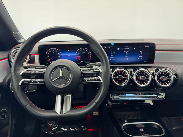 2025 Mercedes Benz CLA 250 photo 3