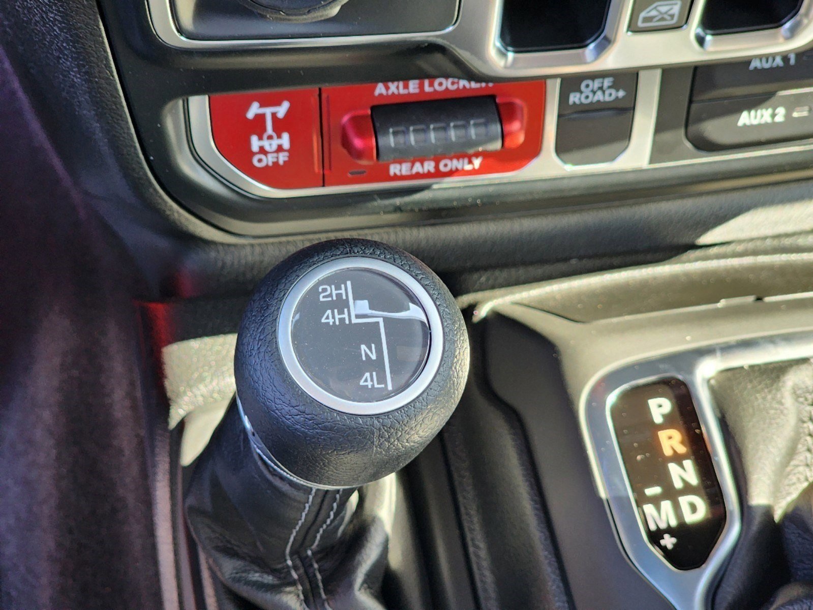 2024 Jeep Wrangler Willys Wheeler photo 12