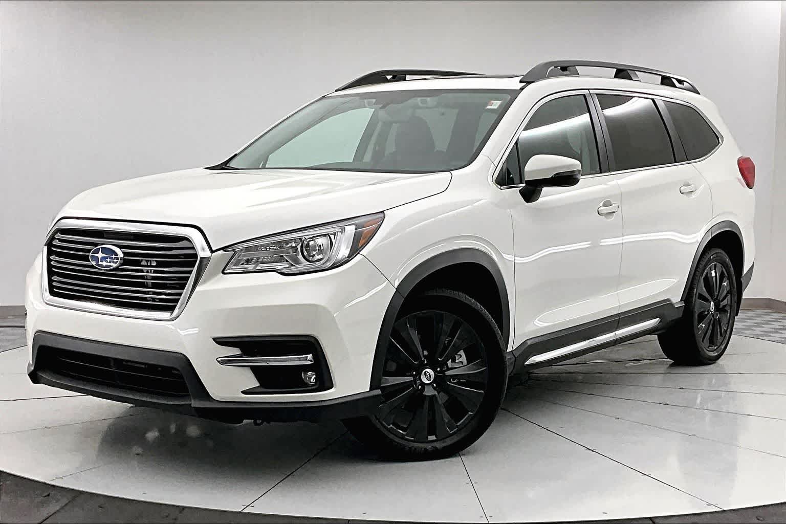 2022 Subaru Ascent Limited's photo