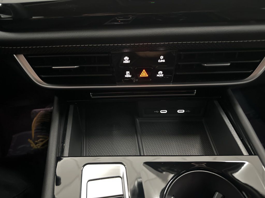 2024 Volkswagen Atlas SE Technology photo 14
