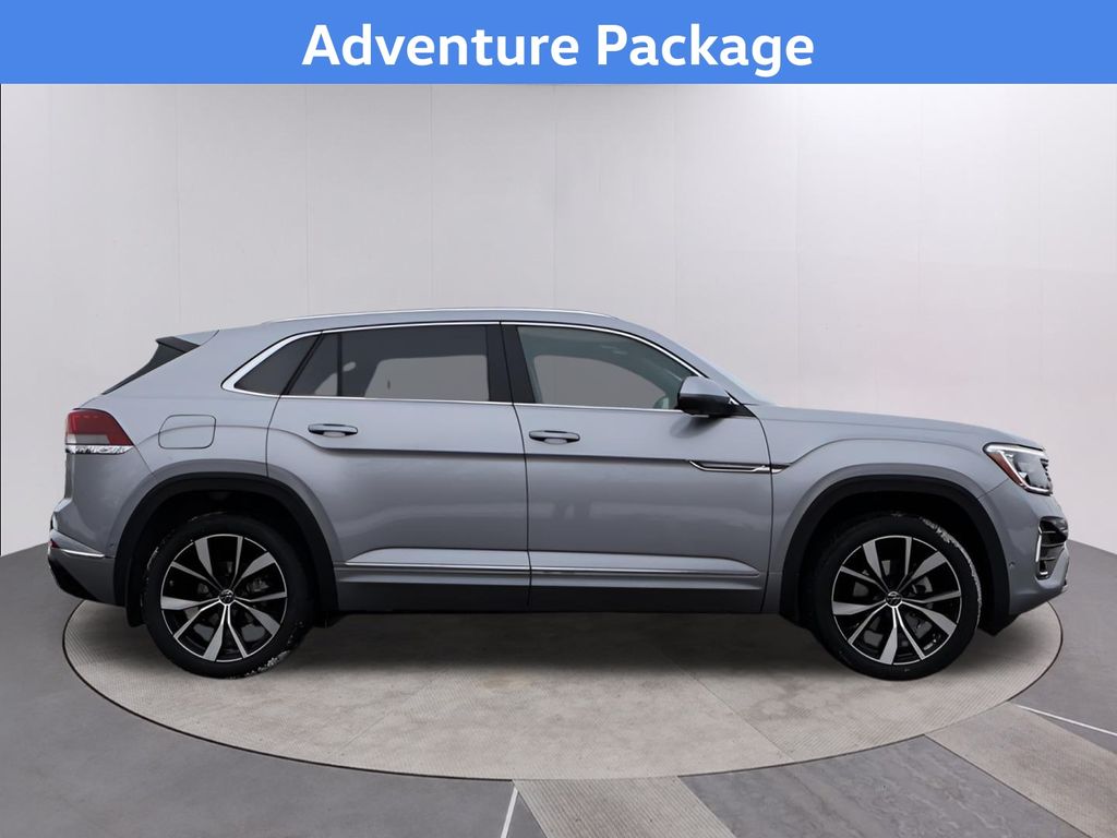2025 Volkswagen Atlas Cross Sport SEL Premium R-Line photo 4