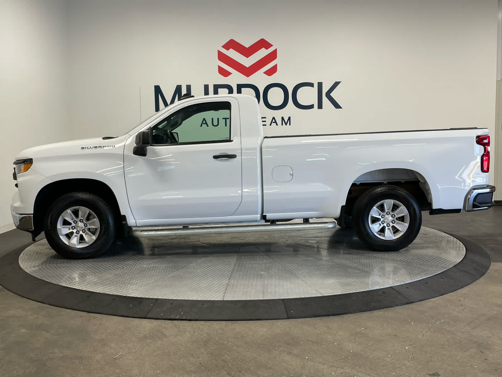 2024 Chevrolet Silverado 1500 photo 3