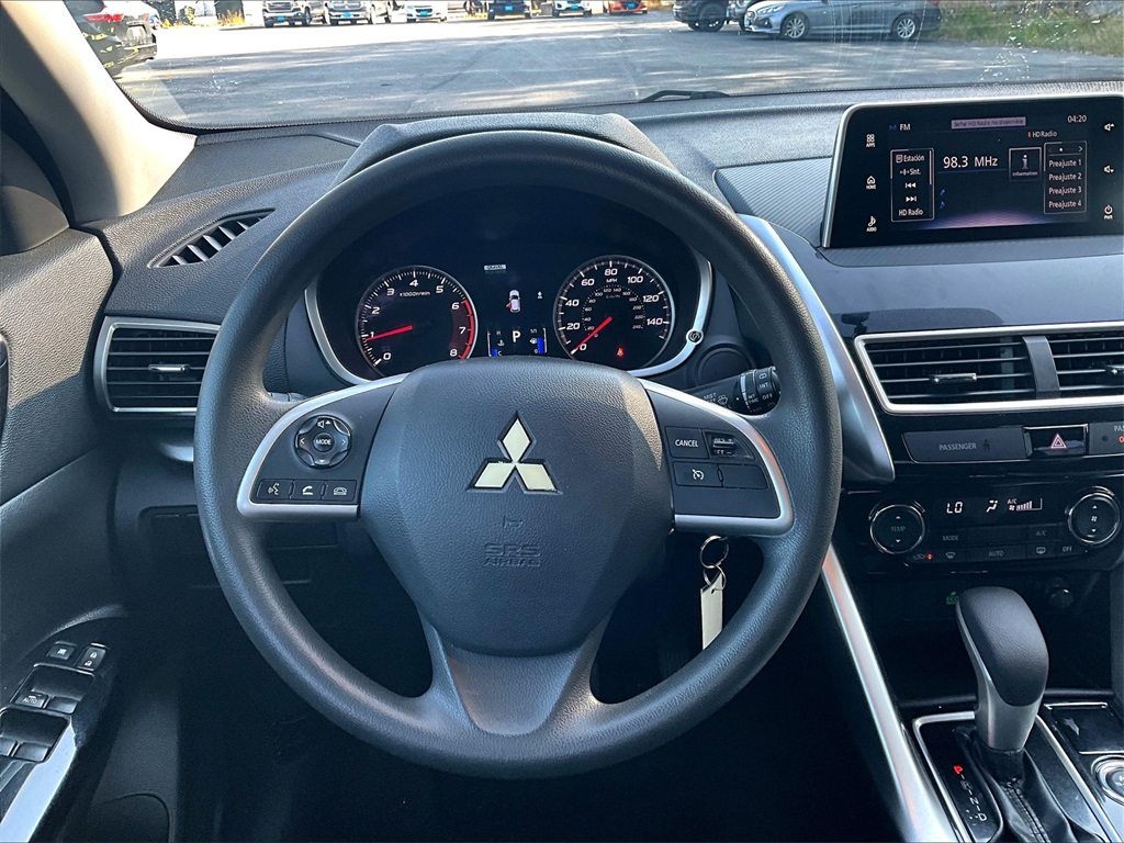 2019 Mitsubishi Eclipse Cross LE photo 15