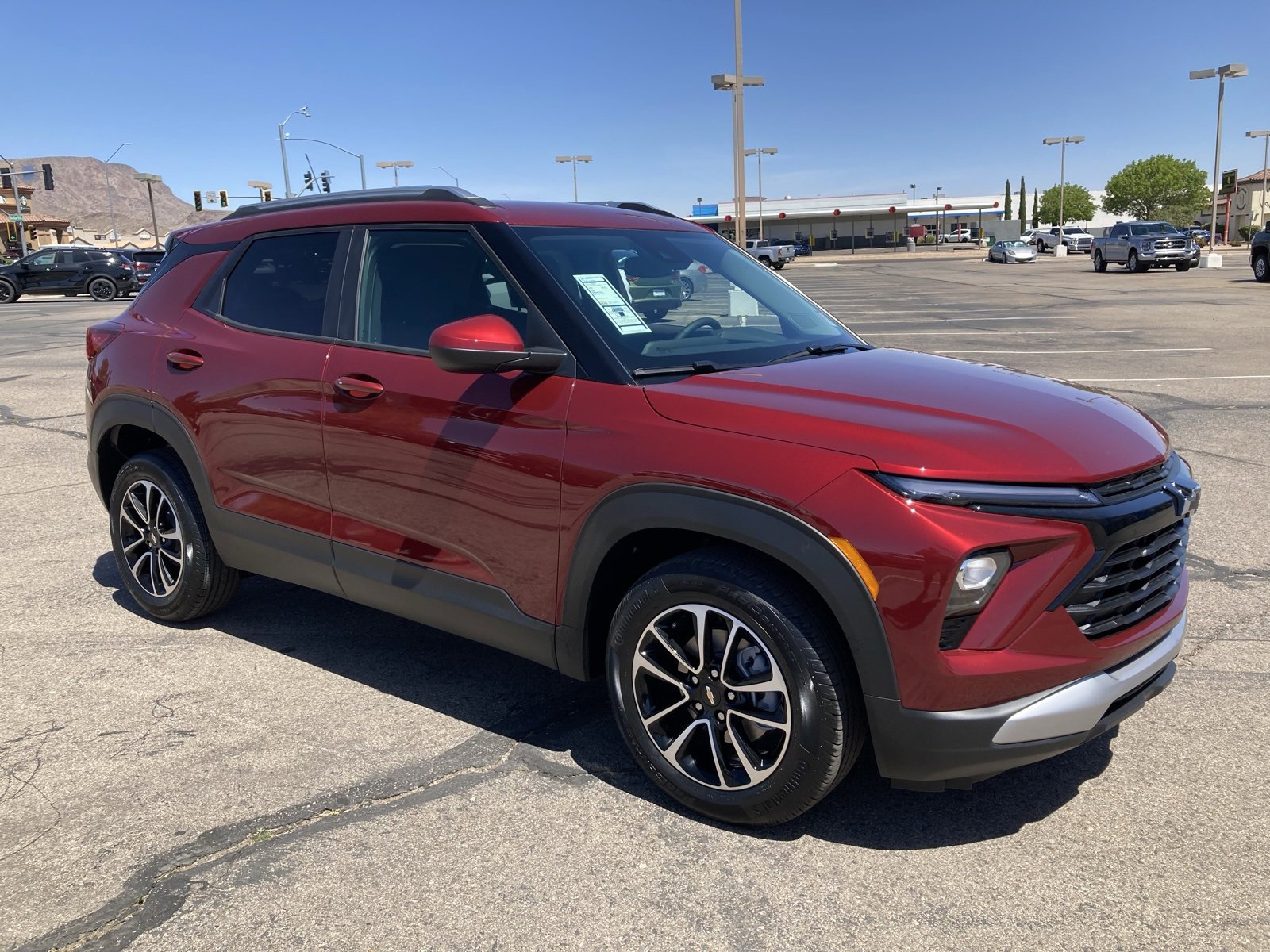 2025 Chevrolet Trailblazer LT photo 3