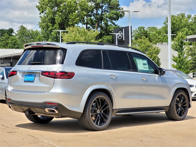 2025 Mercedes Benz GLS 580 4MATIC photo 2