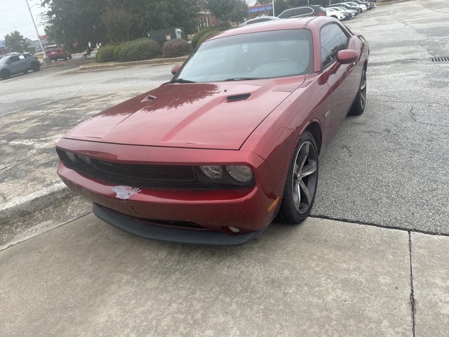 2014 Dodge Challenger SXT photo 3