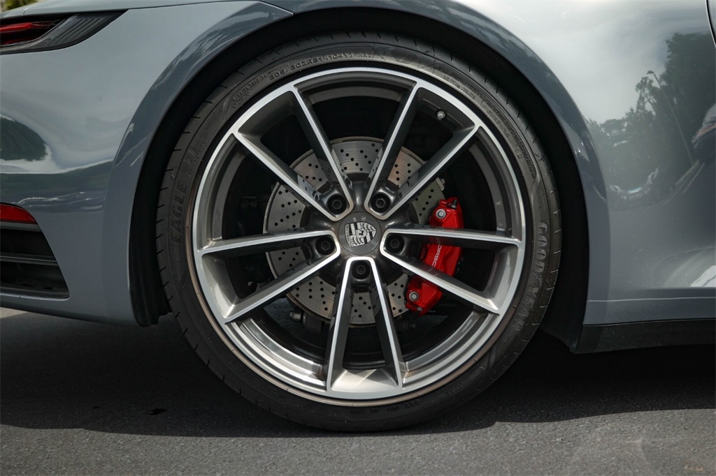 2024 Porsche 911 S photo 11