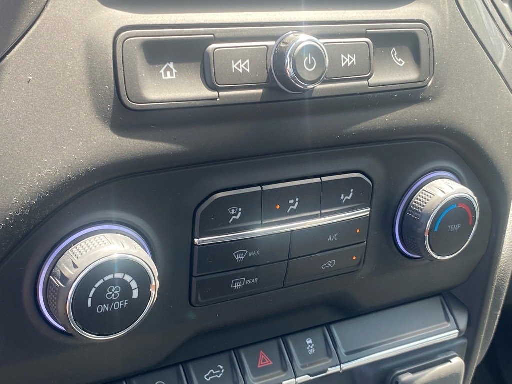 2025 Chevrolet Silverado 1500 photo 4