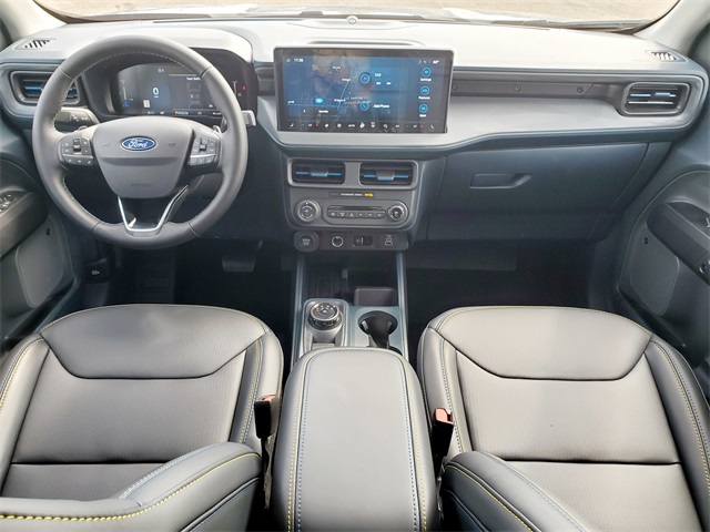 2025 Ford Maverick photo 15