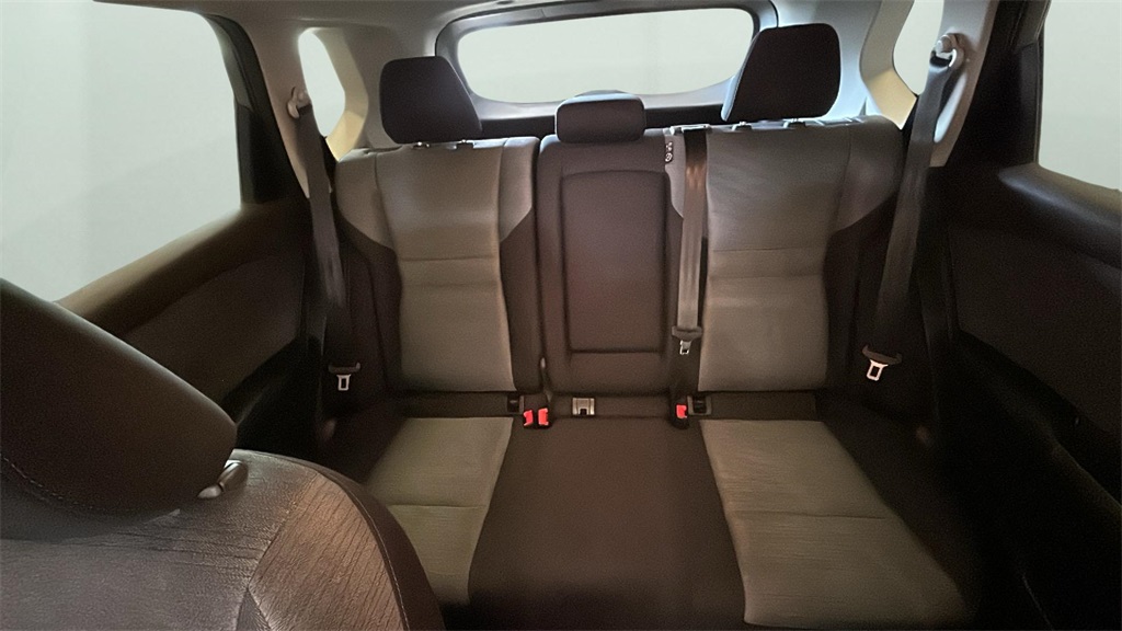 2023 Nissan Rogue SV photo 14