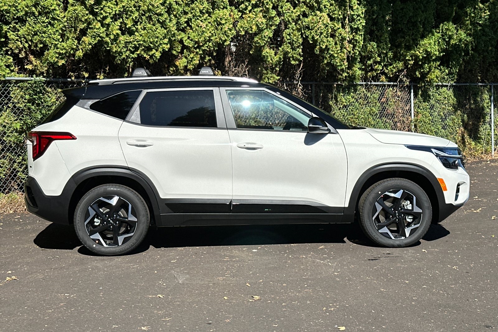 2026 Kia Seltos S photo 2