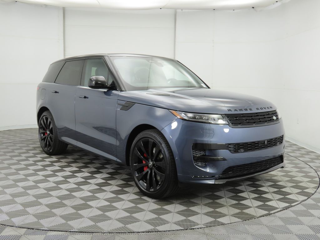 2025 Land Rover Range Rover Sport SE photo 3