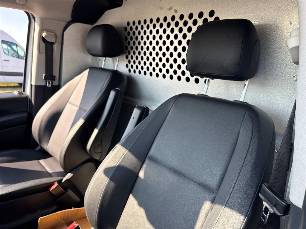 2021 Mercedes Benz Metris Cargo photo 12